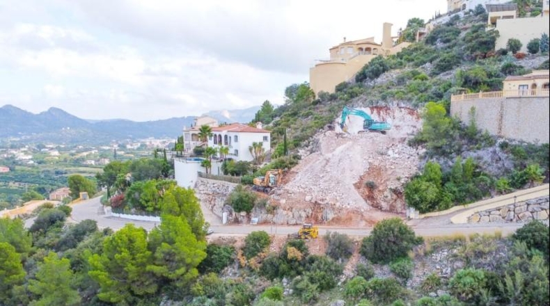 Alicante - Pedreguer - 1175m2