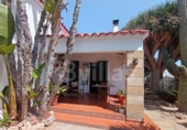 Отдельно стоящий дом с участком на продажу в городе Ciutadella de Menorca Фото