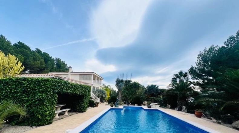 Tarragona - l'Ametlla de Mar - 3500m2