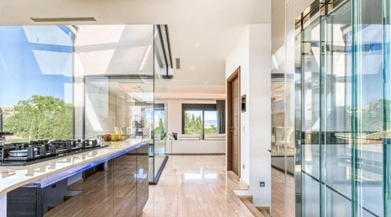 Gerona - Figueres - 1500m2