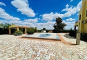 Casa de camp amb terreny en venda a la España, Antequera, ref.: TR162794 foto