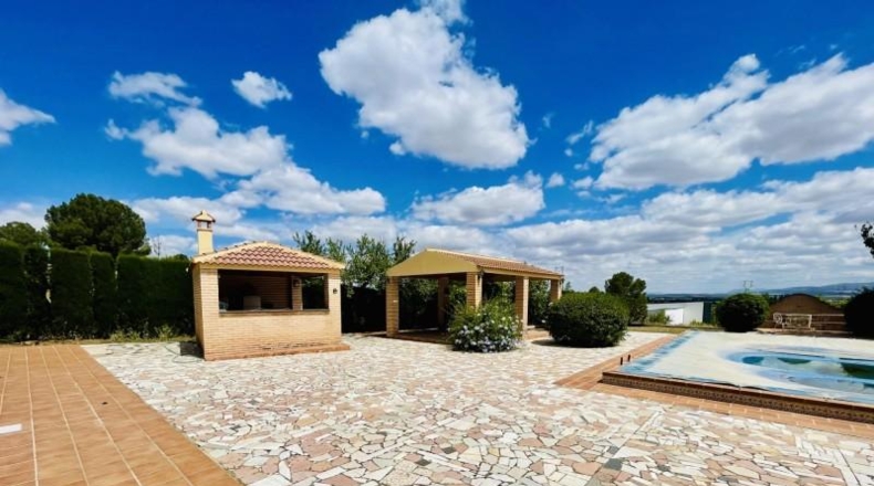 Málaga - Antequera - 4604m2