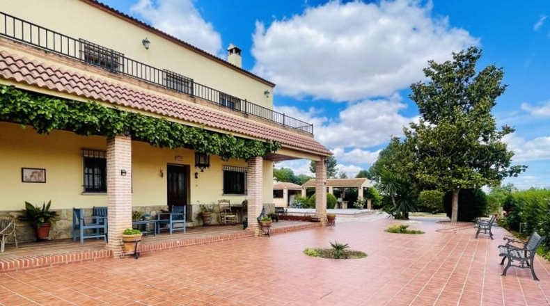 Málaga - Antequera - 4604m2