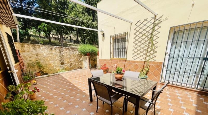 Málaga - Antequera - 4604m2