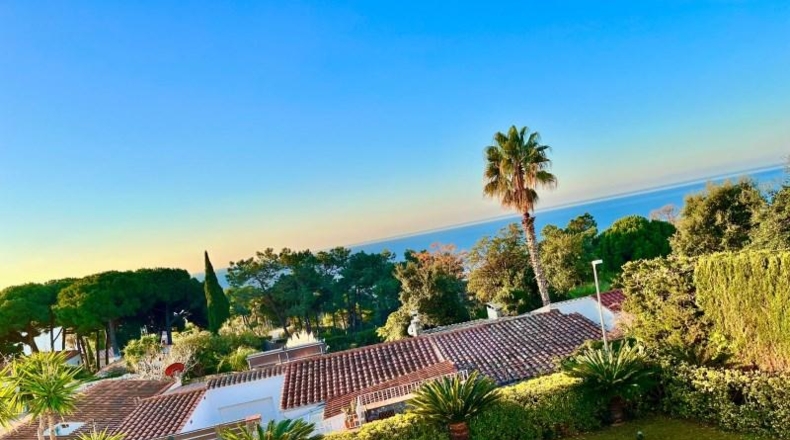 Gerona - Lloret de Mar - 554m2