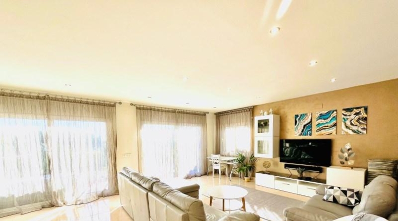 Gerona - Lloret de Mar - 554m2