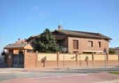 Xalet independent amb terreny en venda a la España, Castejón, ref.: TR133483 foto