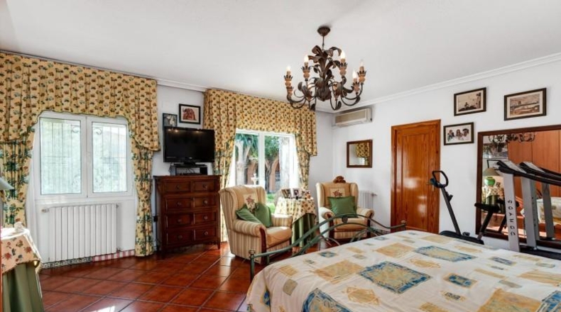 Аликанте - Torrevieja - 371m2
