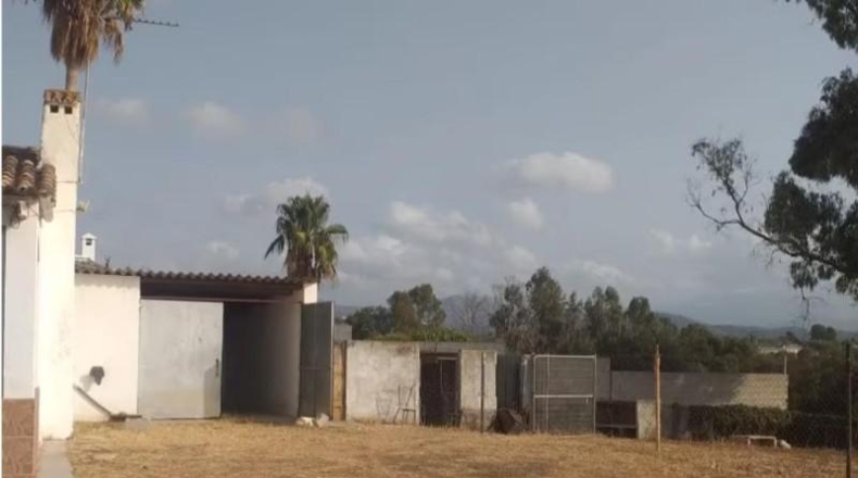 Málaga - Estepona - 2417m2