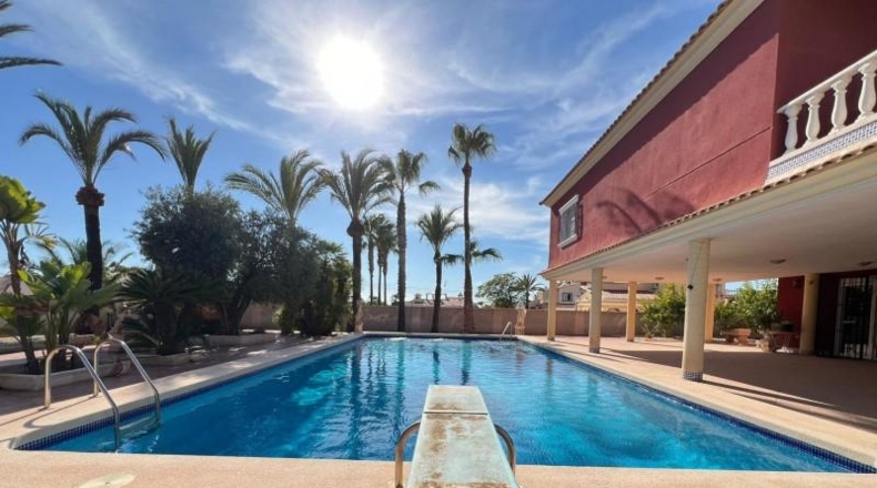 Alicante - Torrevieja - 1600m2