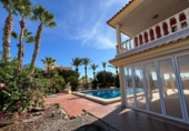 Xalet independent amb terreny en venda a la España, Torrevella, ref.: TR329119 foto