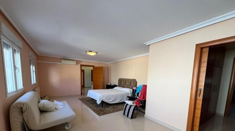 Alicante - Torrevieja - 1600m2
