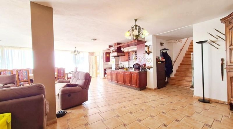 Santa Cruz de Tenerife - Candelaria - 3054m2