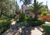 Chalet independiente con terreno en venta en la España, Huétor Vega, ref: TR319721 foto
