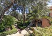 Chalet independiente con terreno en venta en la España, Huétor Vega, ref: TR319721 foto