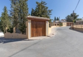 Chalet independiente con terreno en venta en la España, Huétor Vega, ref: TR319721 foto