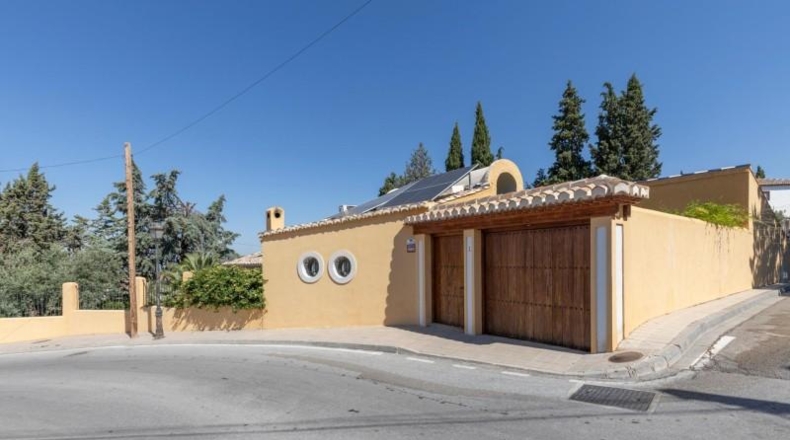 Granada - Huétor Vega - 1667m2