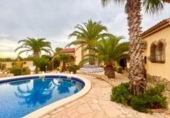 Chalet independiente con terreno en venta en la España, Mont-roig del Camp, ref: TR152368 foto