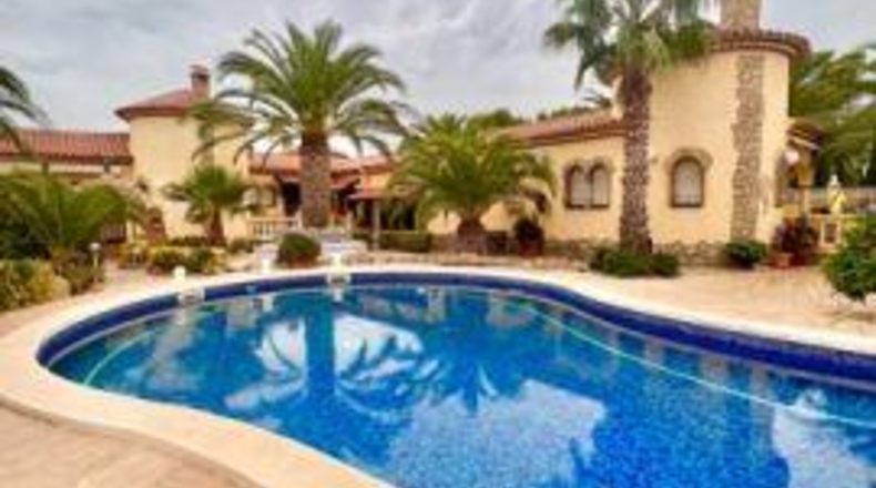 Tarragona - Mont-roig del Camp - 1200m2