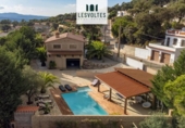 Xalet independent amb terreny en venda a la España, Santa Cristina d'Aro, ref.: TR153033 foto