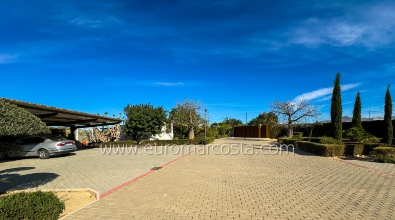 Alicante - Oriola - 9600m2