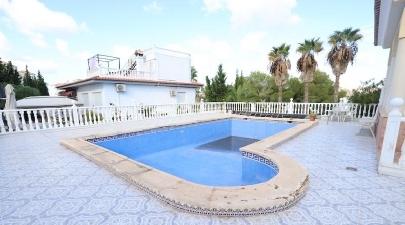 Alicante - Dehesa de Campoamor - 1514m2