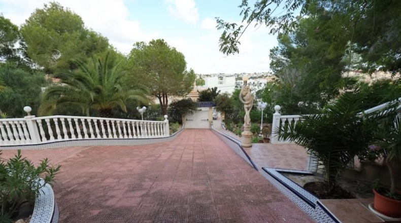 Alicante - Dehesa de Campoamor - 1514m2
