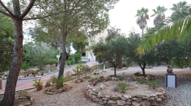 Alicante - Dehesa de Campoamor - 1514m2
