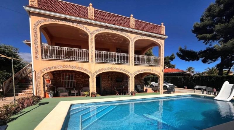 Аликанте - Benidorm - 902m2