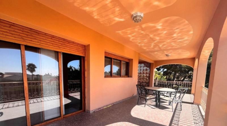 Аликанте - Benidorm - 902m2