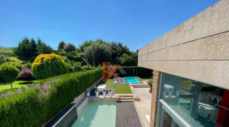 La Coruña - Quintáns - 1334m2