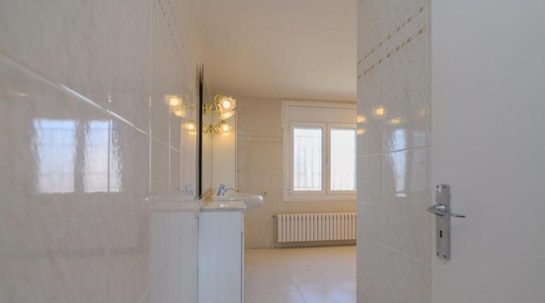 Barcelona - Manresa - 22000m2