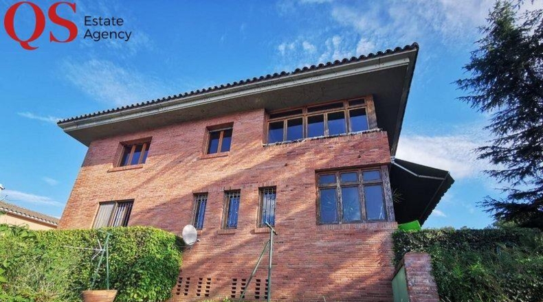 Gerona - Жирона - 574m2