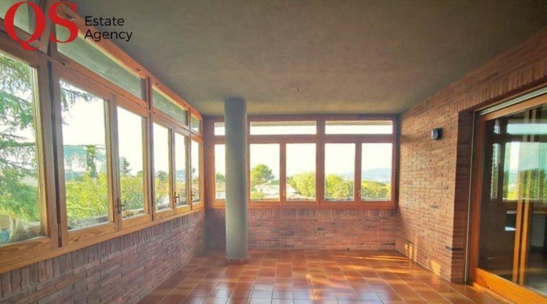 Gerona - Жирона - 574m2