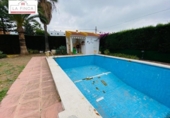 Chalet independiente con terreno en venta en la España, Málaga, ref: TR311864 foto