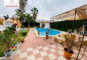 Chalet independiente con terreno en venta en la España, Málaga, ref: TR311864 foto