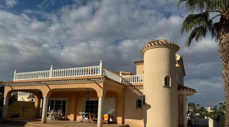 Alicante - Dehesa de Campoamor - 950m2