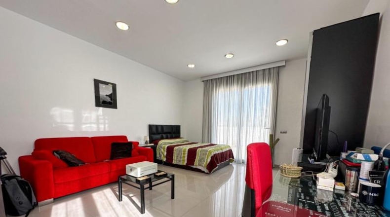 Almería - Almería - 800m2