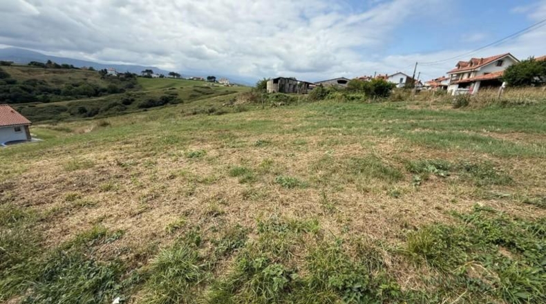Cantabria - San Vicente de la Barquera - 1111m2