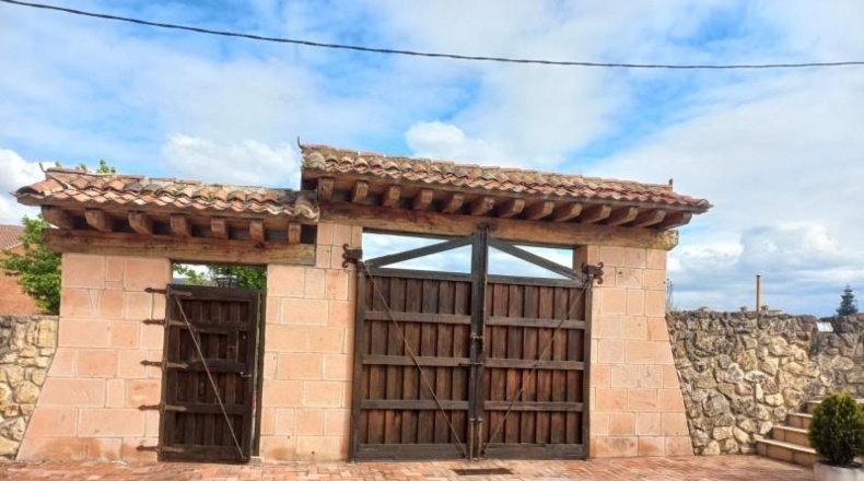 Segovia - Torrecaballeros - 1250m2