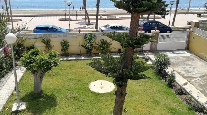 Almeria - Roquetas de Mar - 956m2