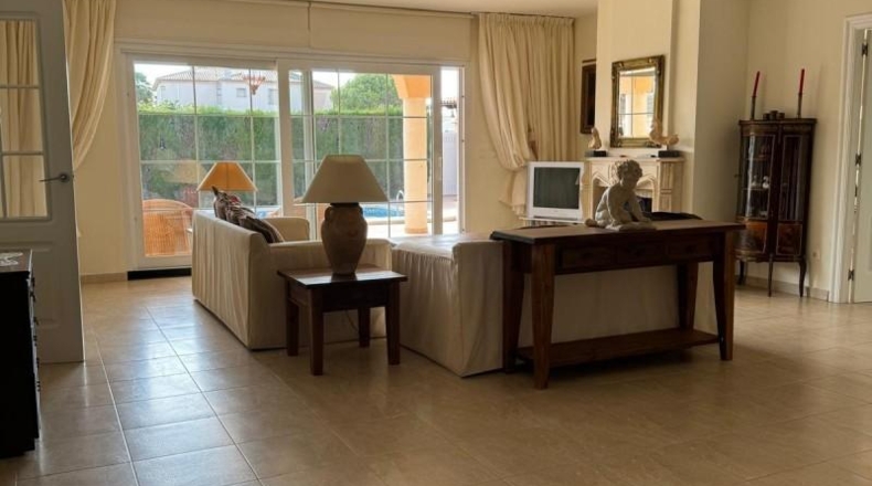 Аликанте - Dehesa de Campoamor - 900m2