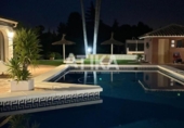 Chalet independiente con terreno en venta en la España, Ontinyent, ref: TR277687 foto