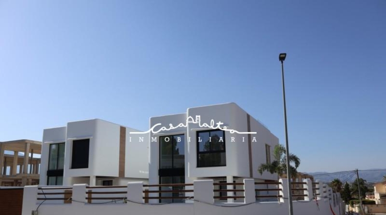 Alicante - Alfaz del Pi - 322m2