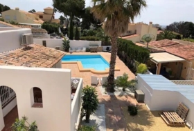 Calp 1100&nbsp;m² 