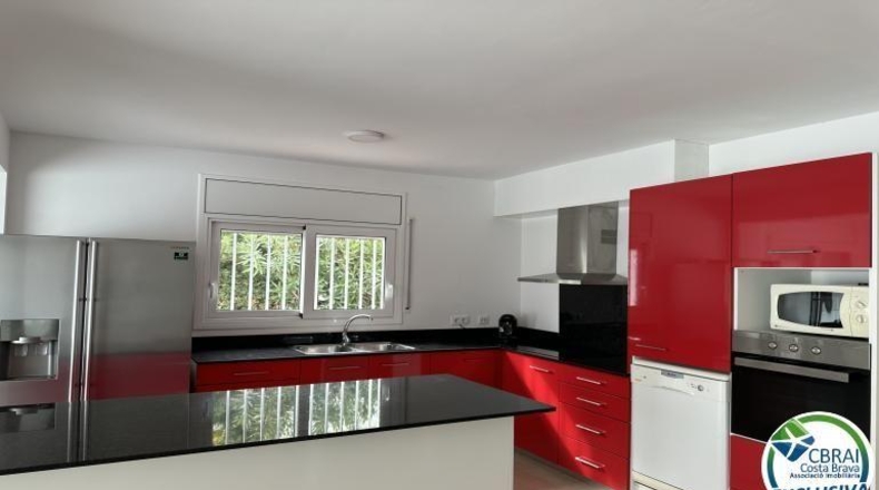 Gerona - Roses - 688m2
