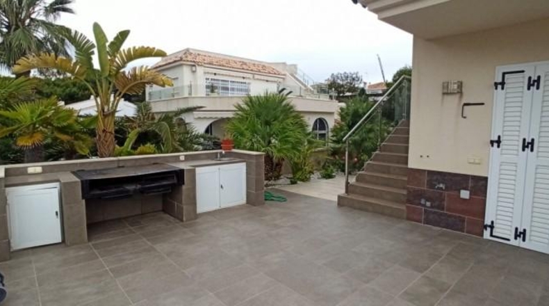 Alicante - Orihuela - 677m2