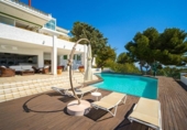 Отдельно стоящий дом с участком на продажу в городе Altea Фото