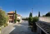 Xalet independent amb terreny en venda a la España, La Zubia, ref.: TR149308 foto