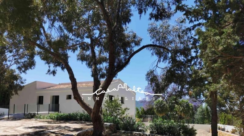 Alicante - Альфаз-дель-Пи - 2000m2